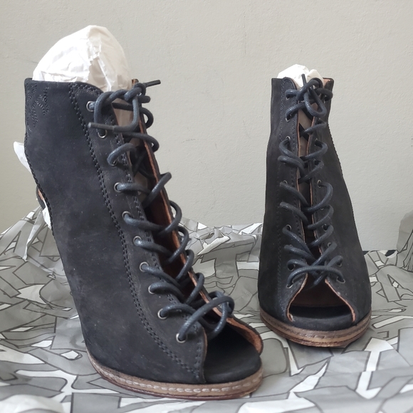 MISS SIXTY Valerie Boot - Picture 2 of 15